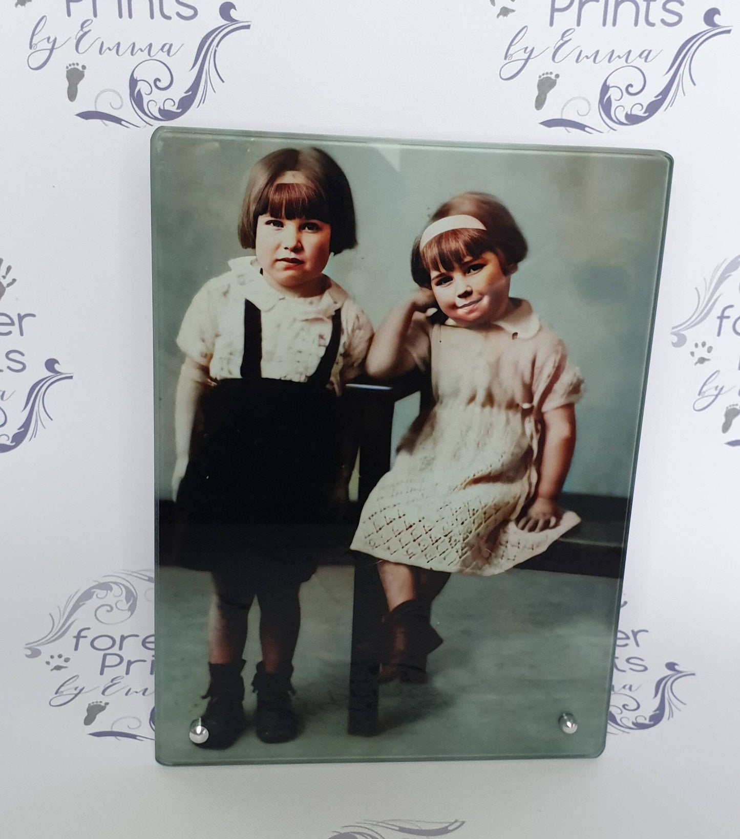 Printed freestanding glass photo frame