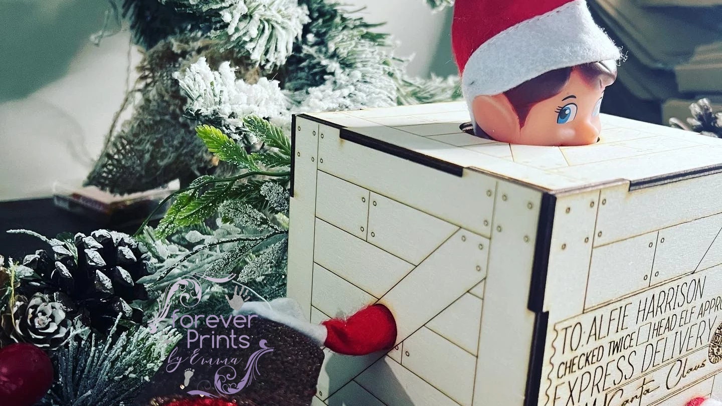 Elf prop arrival box engraved wood, personalised.