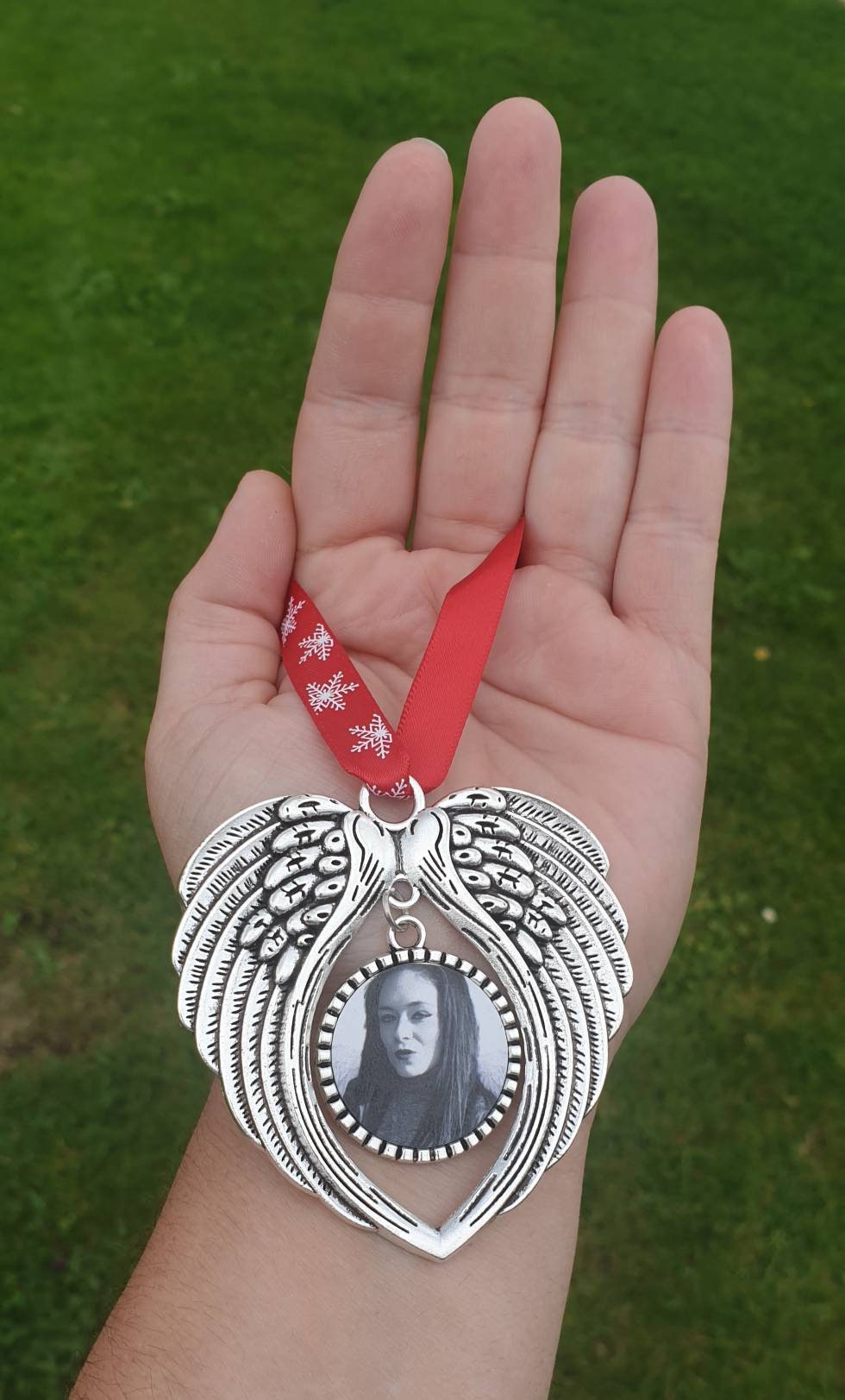 Angel Wings Memorial Photo Decoration - Silver Alloy Ornament